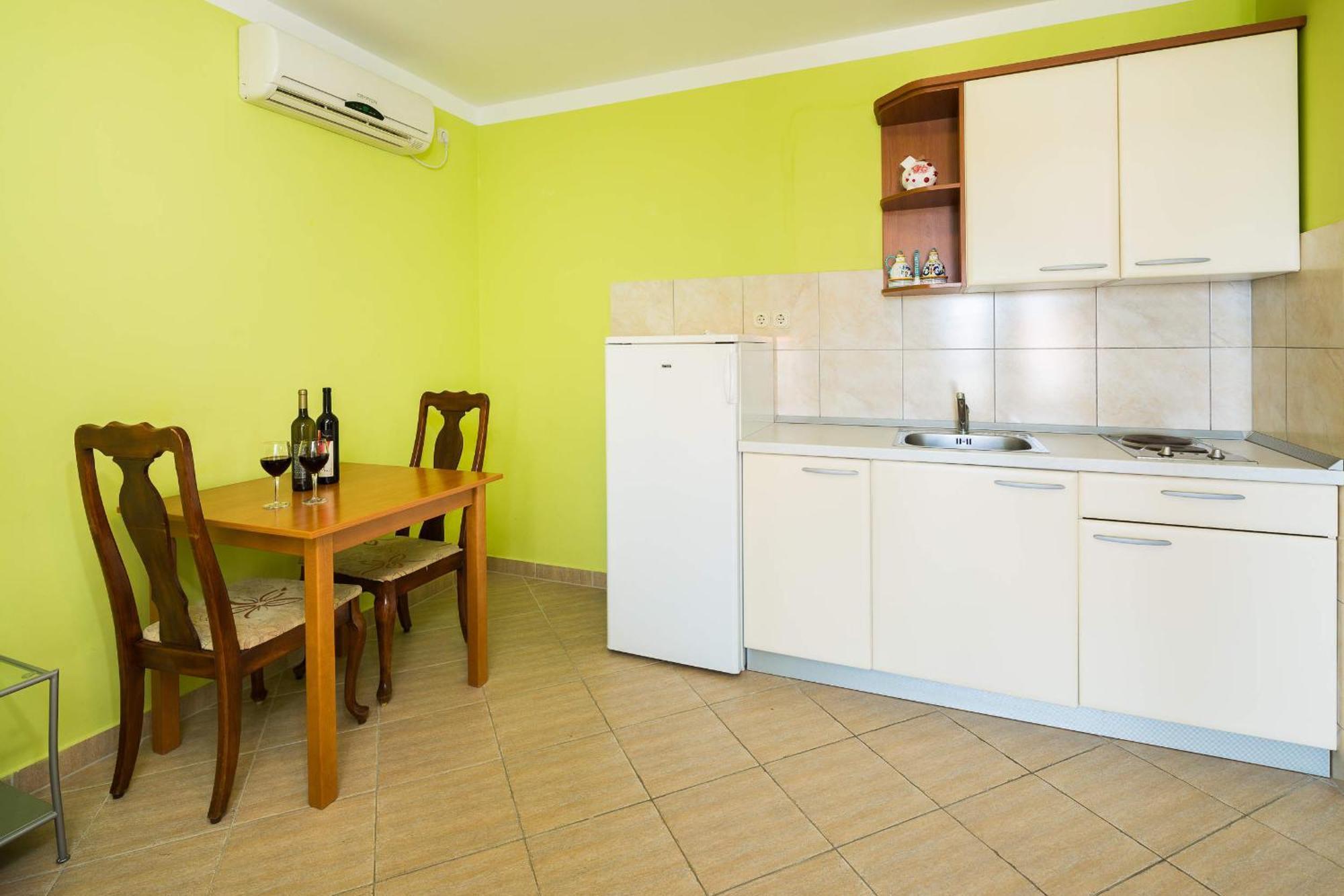 Pansion Marjan Hotell Zavala Rom bilde