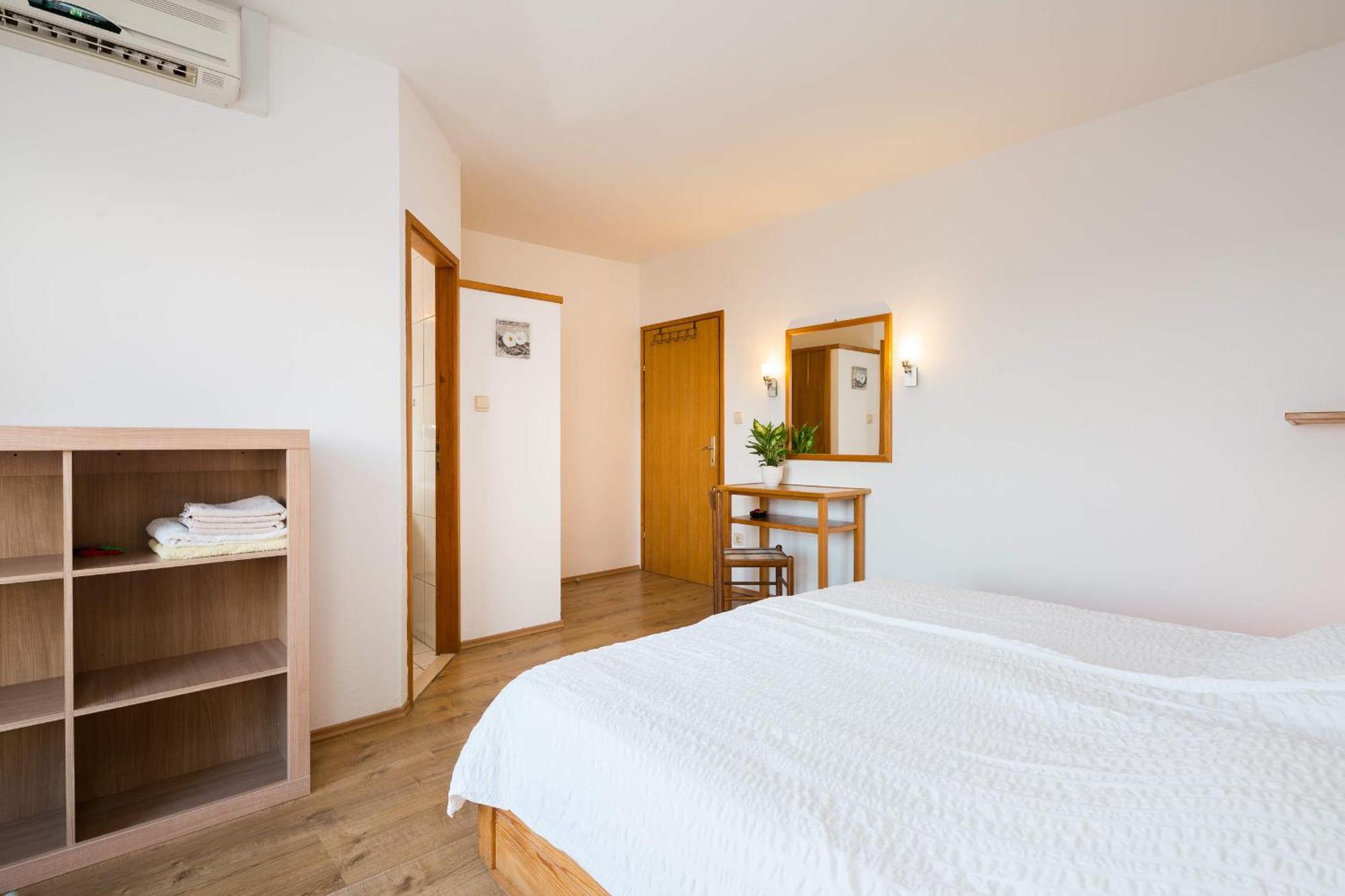 Pansion Marjan Hotell Zavala Rom bilde